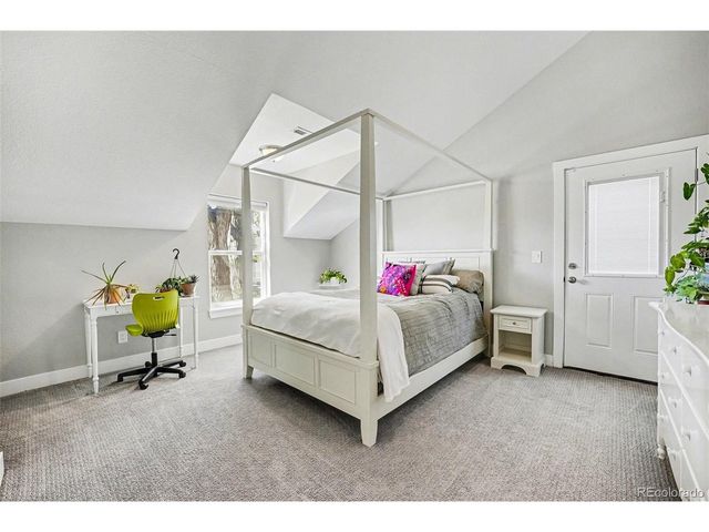 9985 W 32nd Ave, Wheat Ridge, CO 80033