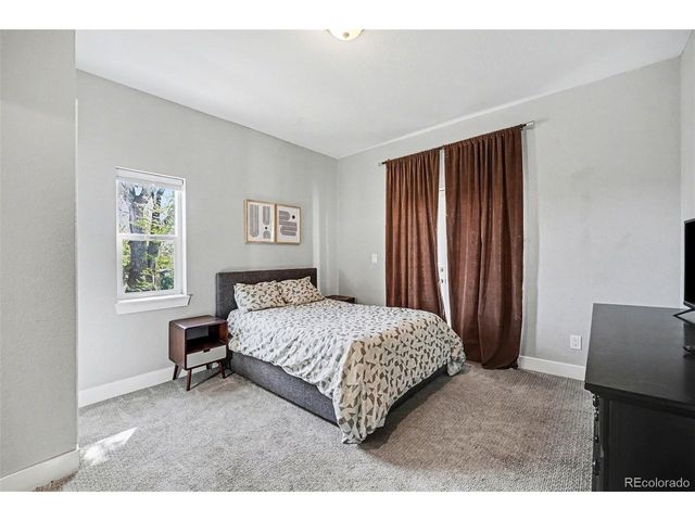 9985 W 32nd Ave, Wheat Ridge, CO 80033