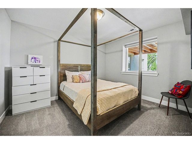 9985 W 32nd Ave, Wheat Ridge, CO 80033