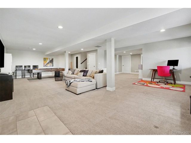 9985 W 32nd Ave, Wheat Ridge, CO 80033