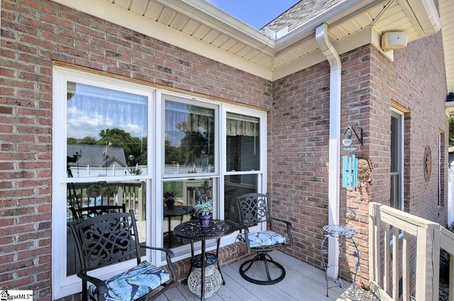 9 Montague Circle, Greenville, SC 29617