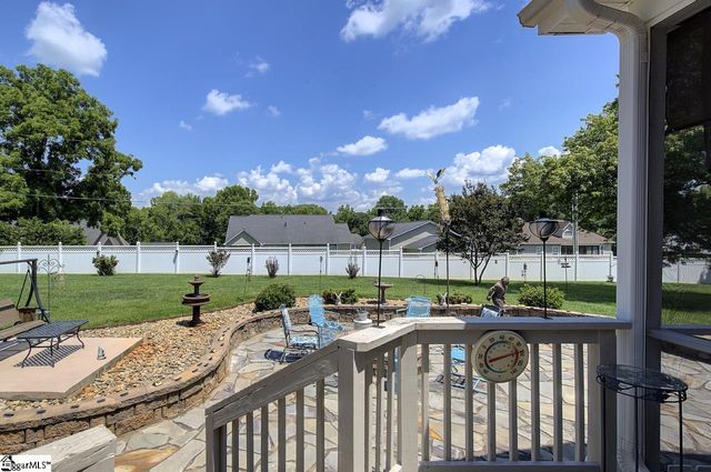 9 Montague Circle, Greenville, SC 29617