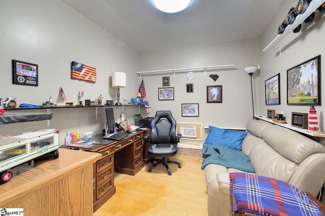 9 Montague Circle, Greenville, SC 29617
