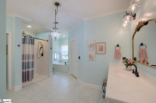 9 Montague Circle, Greenville, SC 29617