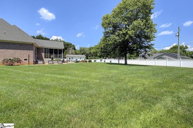 9 Montague Circle, Greenville, SC 29617