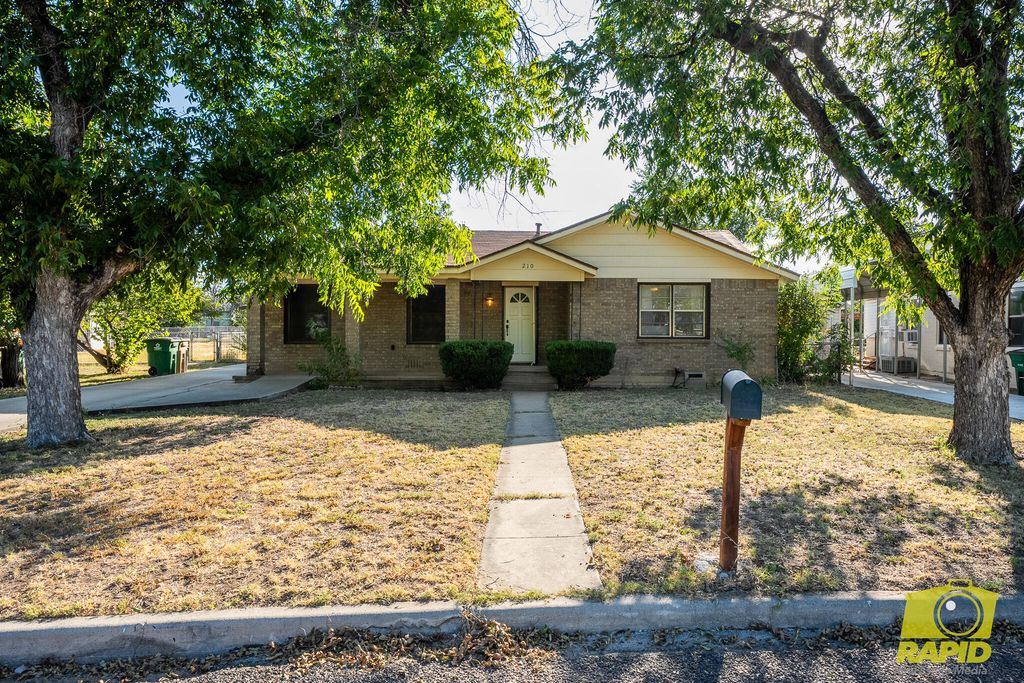 Image 1 of property listing at 210 Lipan Drive, San Angelo, TX 76903