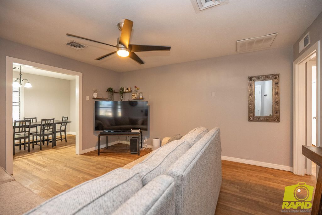 Image 10 of property listing at 210 Lipan Drive, San Angelo, TX 76903