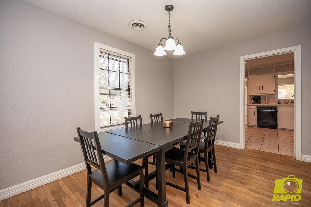 Image 12 of property listing at 210 Lipan Drive, San Angelo, TX 76903