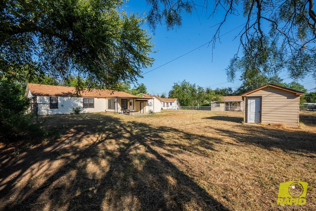 Image 29 of property listing at 210 Lipan Drive, San Angelo, TX 76903