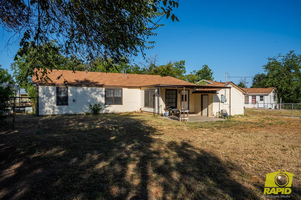 Image 30 of property listing at 210 Lipan Drive, San Angelo, TX 76903