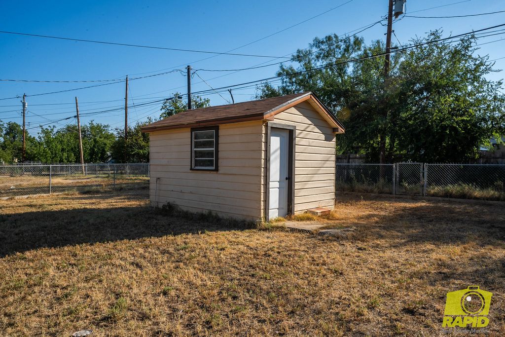 Image 31 of property listing at 210 Lipan Drive, San Angelo, TX 76903