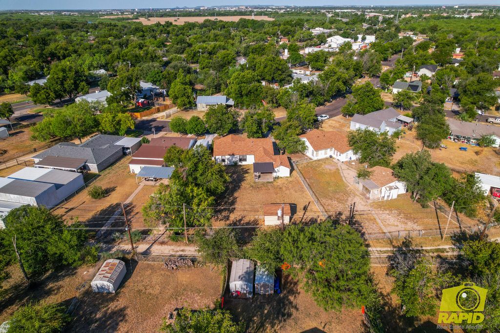 Image 37 of property listing at 210 Lipan Drive, San Angelo, TX 76903