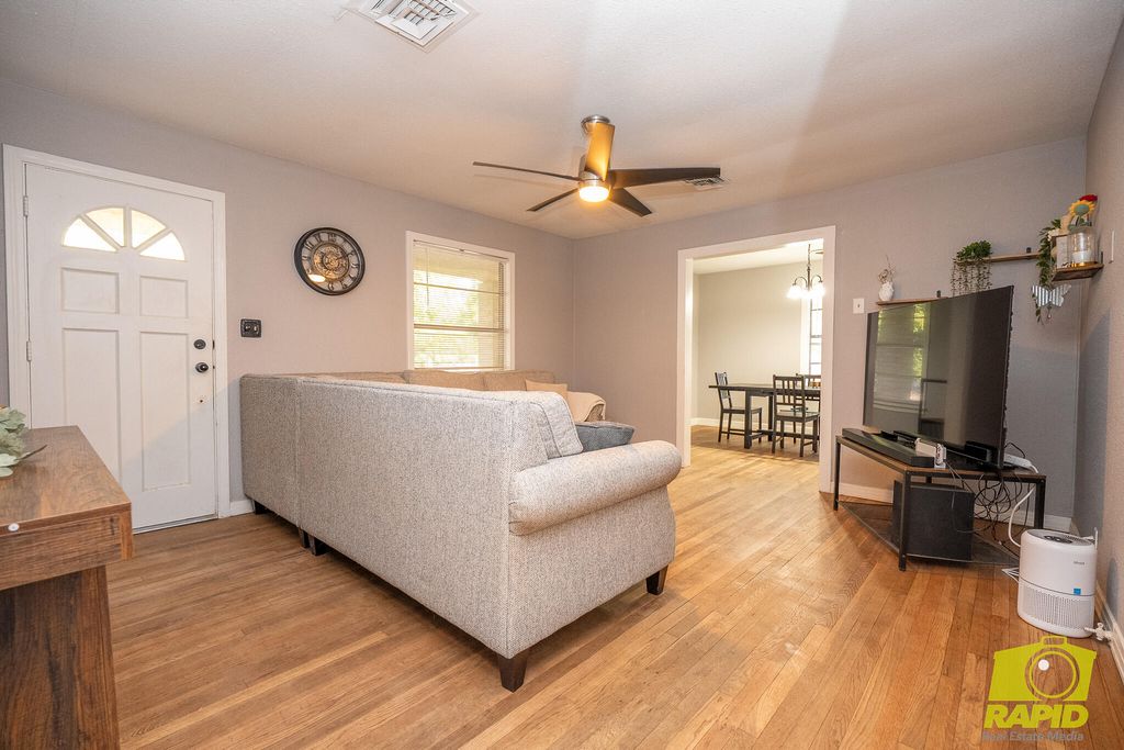 Image 9 of property listing at 210 Lipan Drive, San Angelo, TX 76903
