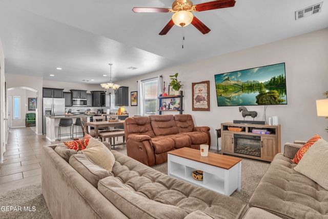 6541 GEYSER Drive, El Paso, TX 79932