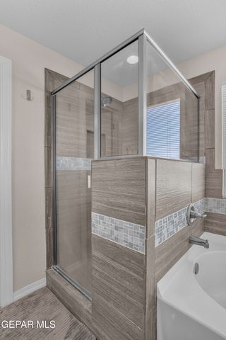 6541 GEYSER Drive, El Paso, TX 79932