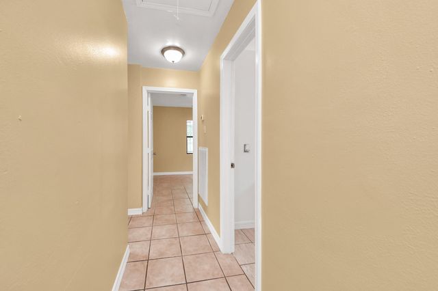 8830 Laura Koppe Road, Houston, TX 77078
