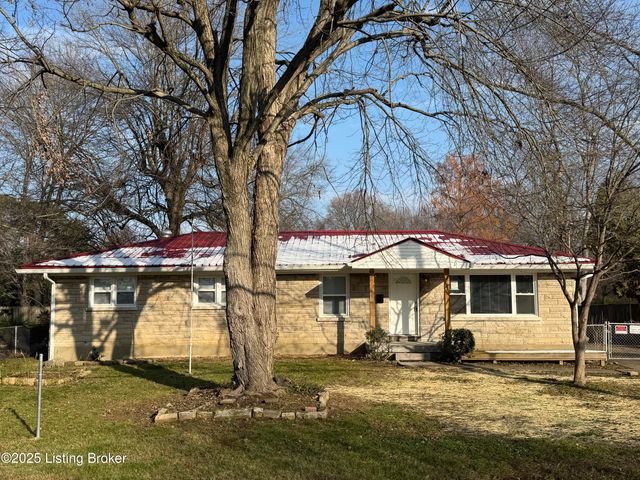 4517 Dover Rd, Louisville, KY 40216