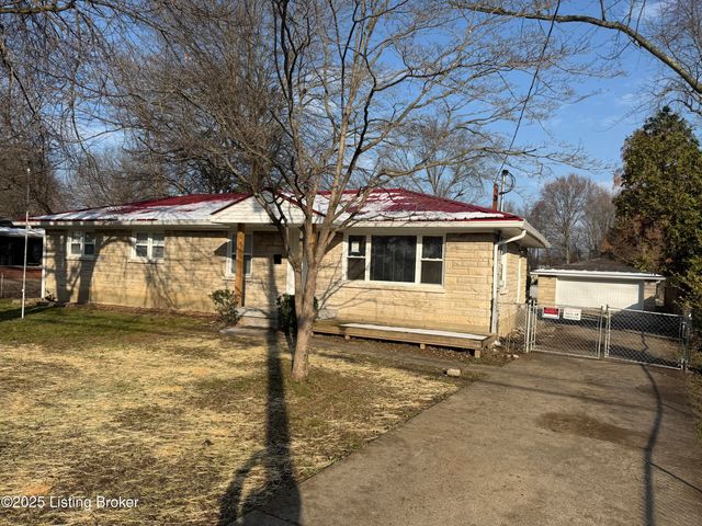 4517 Dover Rd, Louisville, KY 40216