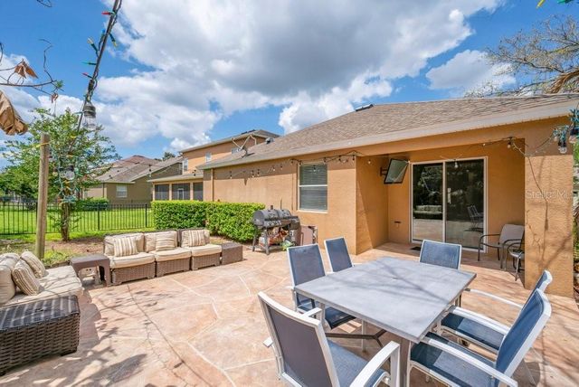 15721 OAKLEAF RUN DRIVE, Lithia, FL 33547