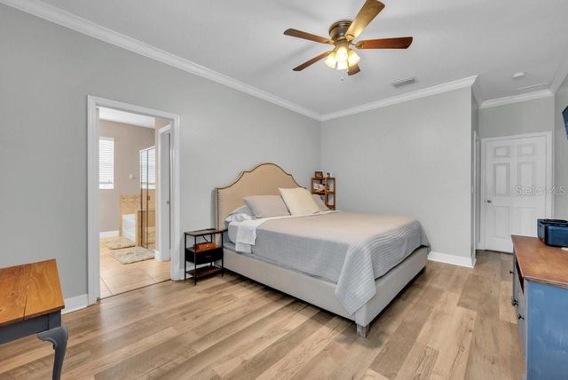 15721 OAKLEAF RUN DRIVE, Lithia, FL 33547