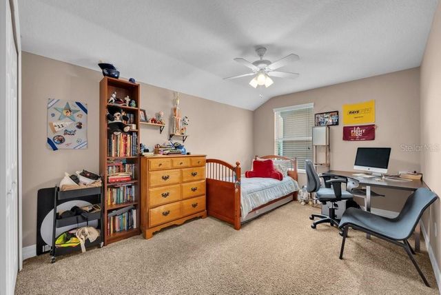 15721 OAKLEAF RUN DRIVE, Lithia, FL 33547