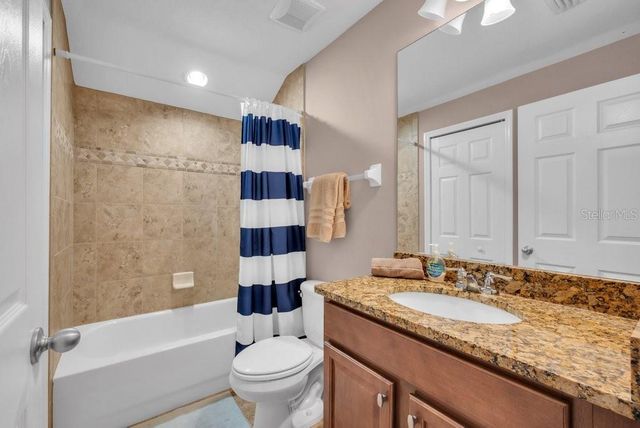 15721 OAKLEAF RUN DRIVE, Lithia, FL 33547