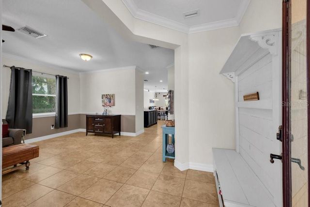 15721 OAKLEAF RUN DRIVE, Lithia, FL 33547