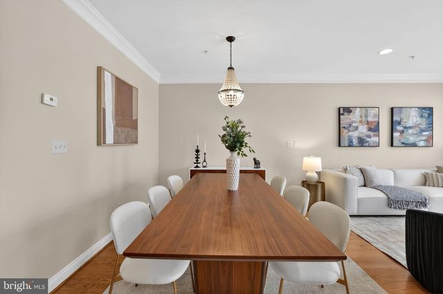 1220 ROUNDHOUSE LN, Alexandria, VA 22314