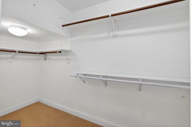 1220 ROUNDHOUSE LN, Alexandria, VA 22314