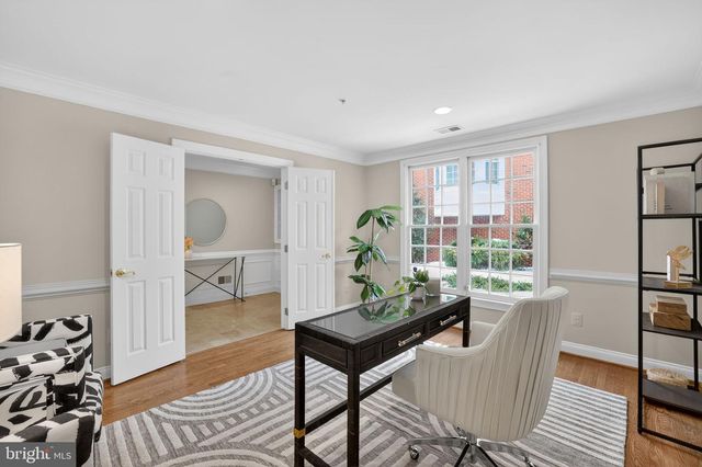 1220 ROUNDHOUSE LN, Alexandria, VA 22314