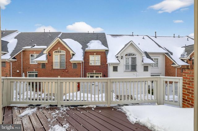 1220 ROUNDHOUSE LN, Alexandria, VA 22314