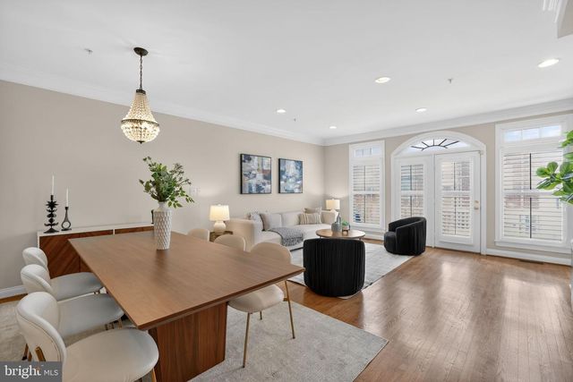 1220 ROUNDHOUSE LN, Alexandria, VA 22314