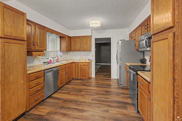 2936 Dimrill Stair, Manhattan, KS 66502