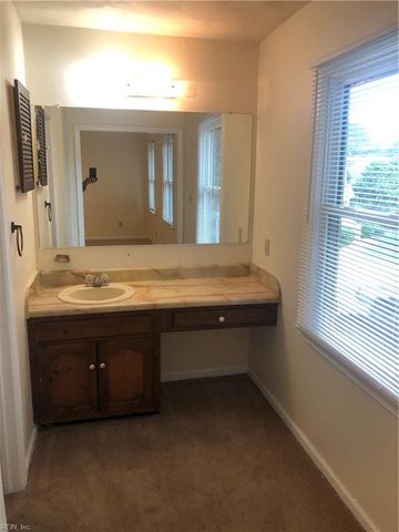 1429 Ashburnham ARCH, Virginia Beach, VA 23456