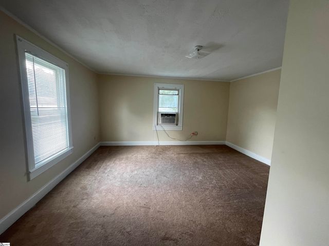 1101 S Academy St Extension, Williamston, SC 29697