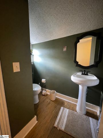 1101 S Academy St Extension, Williamston, SC 29697