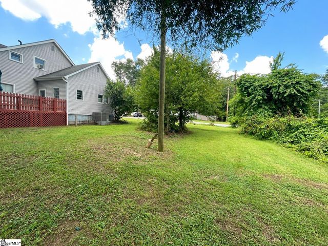 1101 S Academy St Extension, Williamston, SC 29697