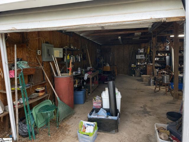 1101 S Academy St Extension, Williamston, SC 29697