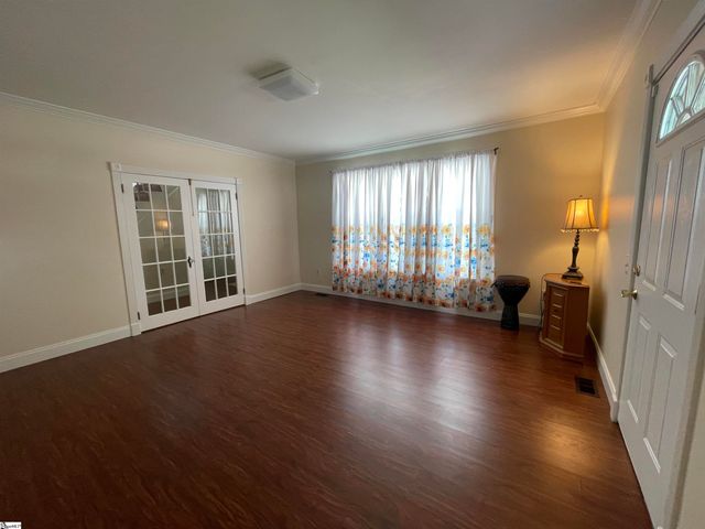 1101 S Academy St Extension, Williamston, SC 29697