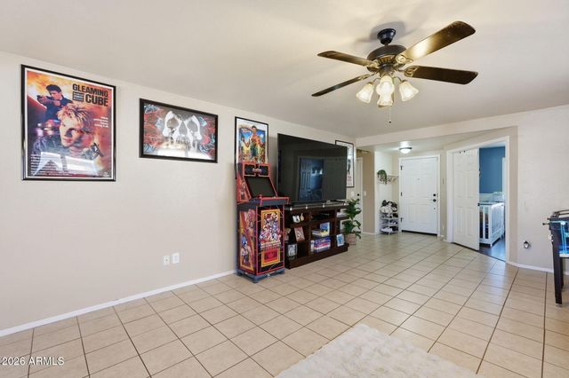 13836 W OCOTILLO Lane, Surprise, AZ 85374