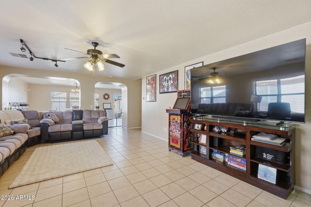 13836 W OCOTILLO Lane, Surprise, AZ 85374
