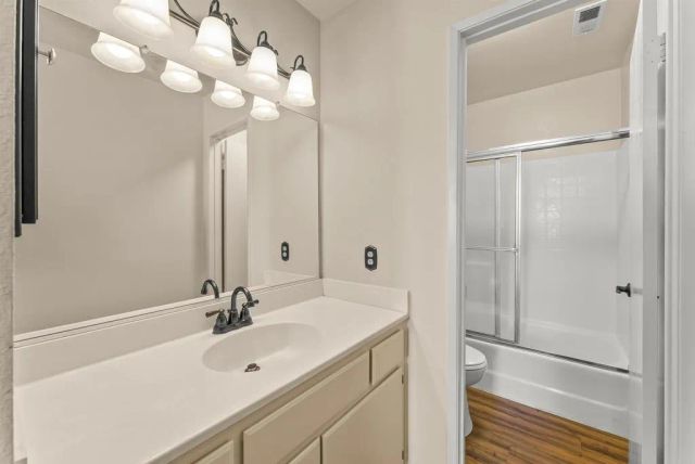 285 Durian Street, Vista, CA 92083