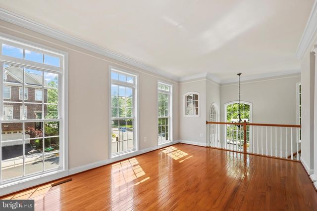 25519 OAK MEDLEY TER, Aldie, VA 20105