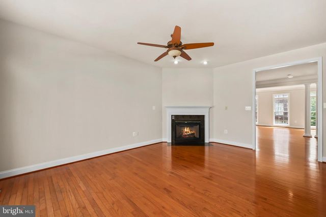 25519 OAK MEDLEY TER, Aldie, VA 20105