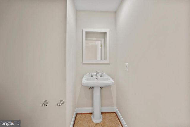 25519 OAK MEDLEY TER, Aldie, VA 20105