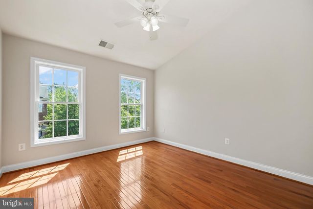 25519 OAK MEDLEY TER, Aldie, VA 20105