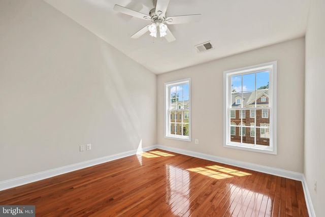 25519 OAK MEDLEY TER, Aldie, VA 20105