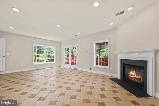 25519 OAK MEDLEY TER, Aldie, VA 20105