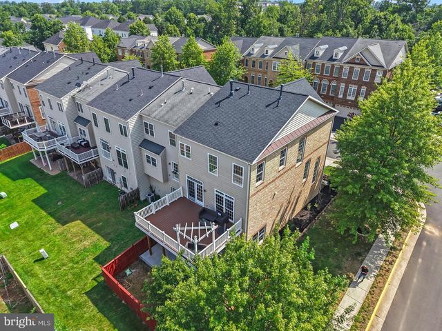 25519 OAK MEDLEY TER, Aldie, VA 20105