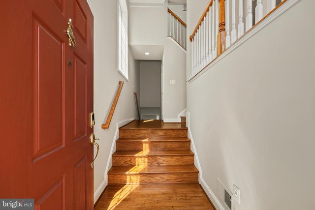 25519 OAK MEDLEY TER, Aldie, VA 20105